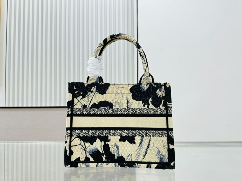 Dior Shopping Bags